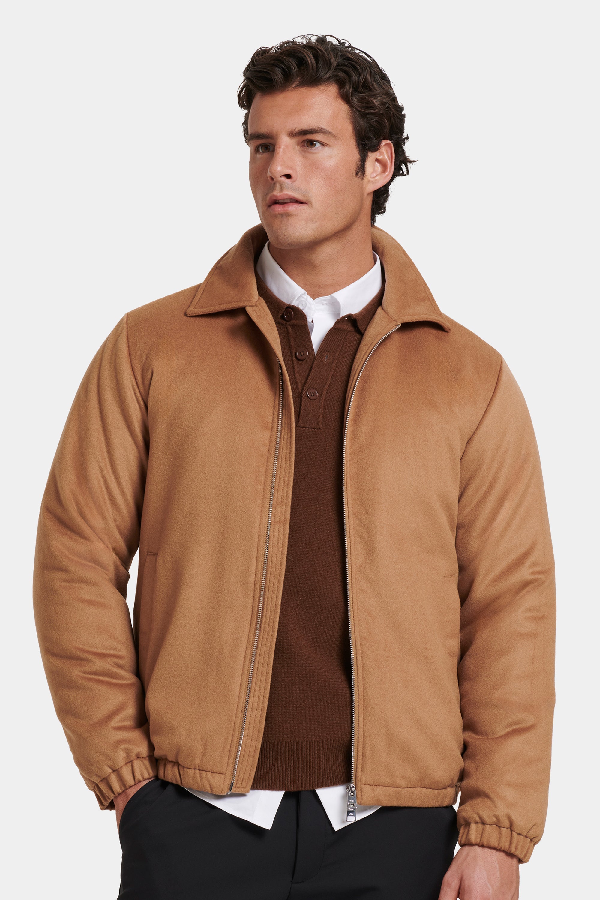 LA CHAQUETA DE CACHEMIR VICTOR