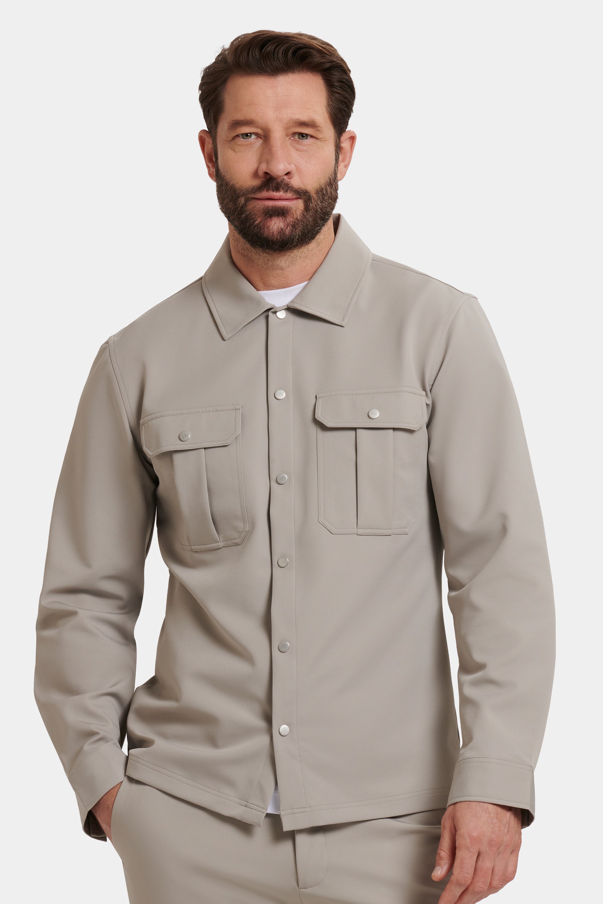 LA CAMISA OVERSHIRT TÉCNICA