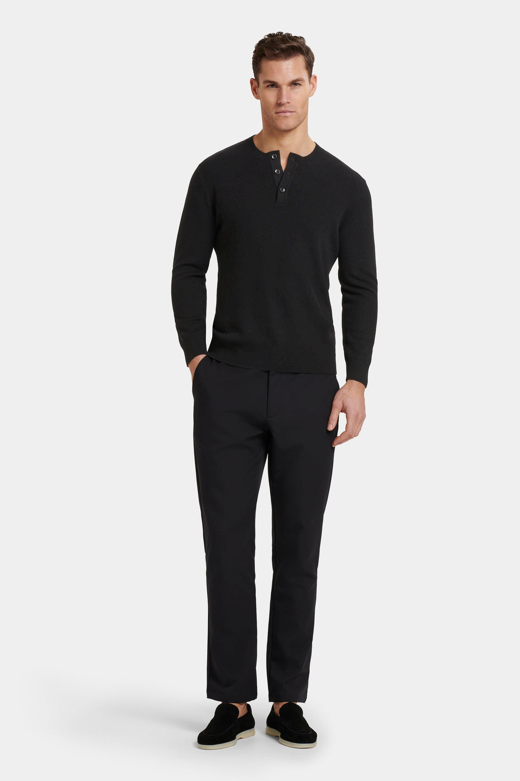 EL SUÉTER BARNA HENLEY