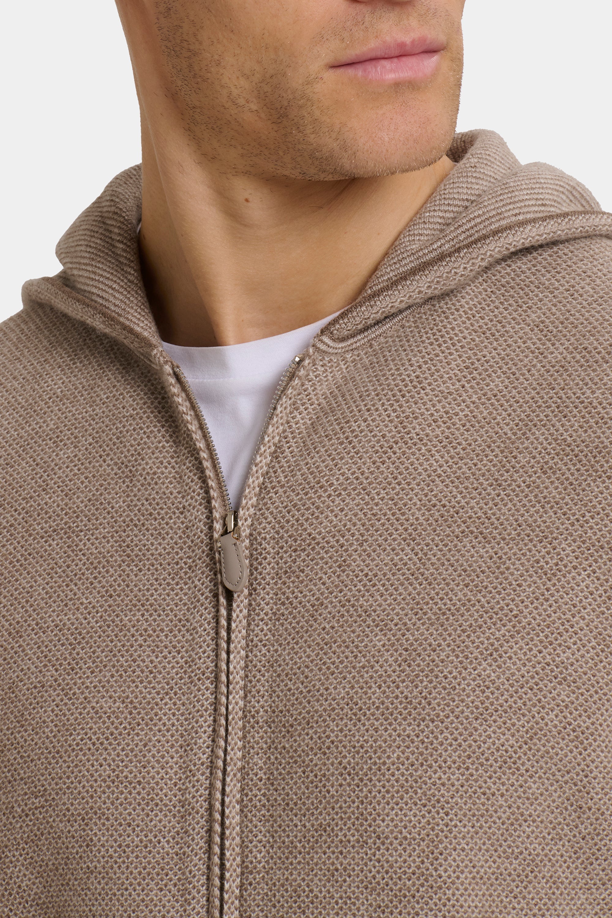 LA SUDADERA CON CREMALLERA FARO