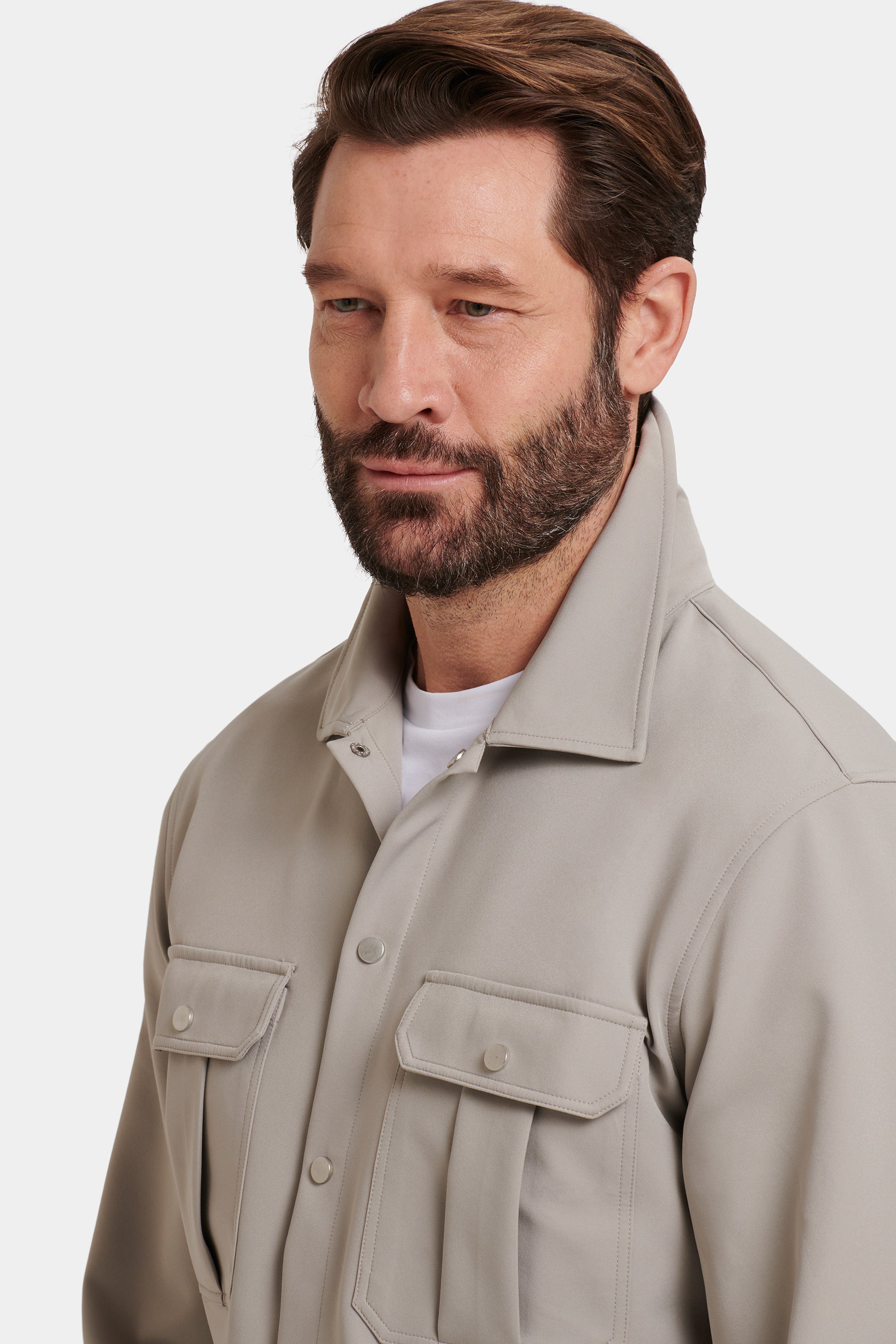 LA CAMISA OVERSHIRT TÉCNICA