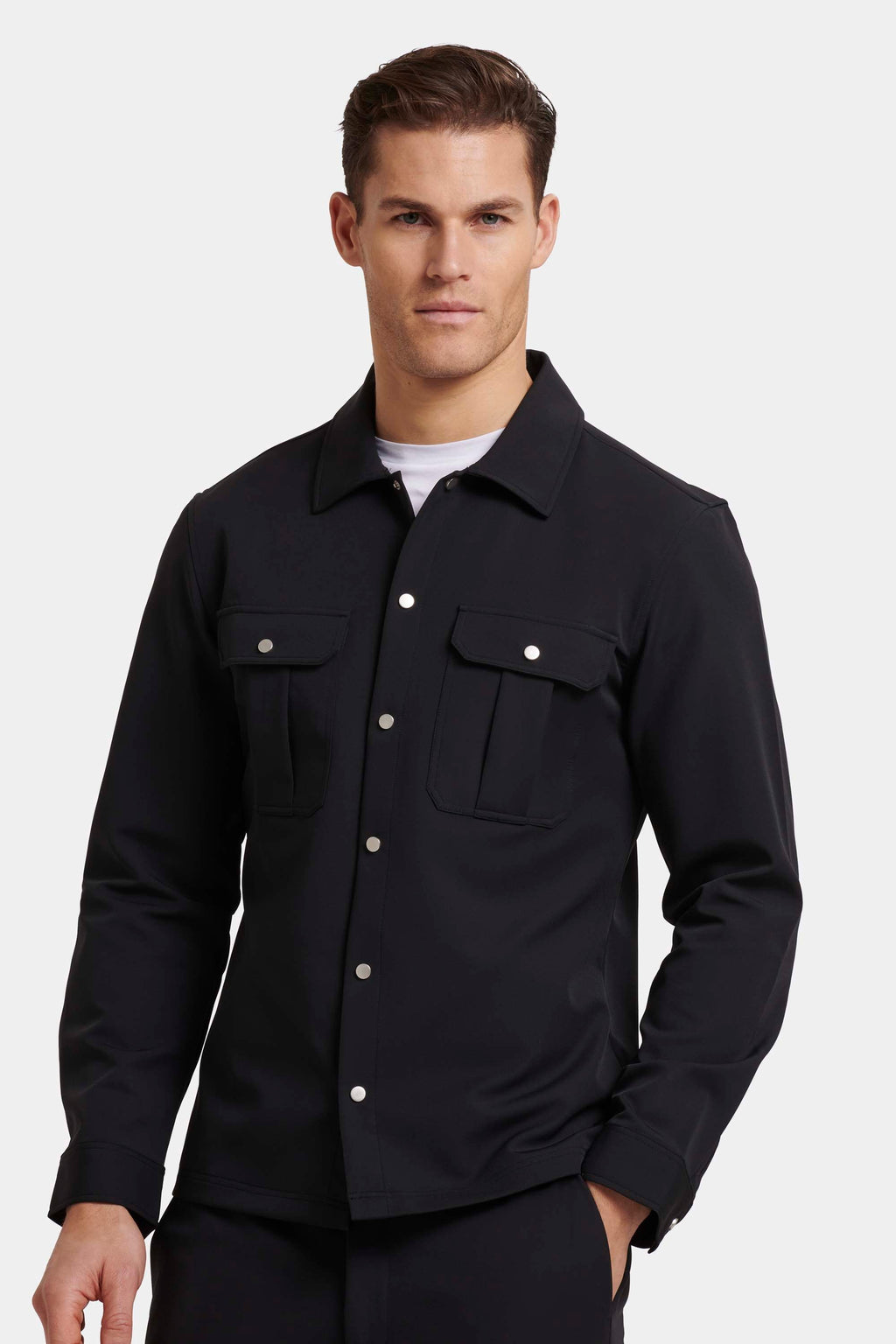 LA CAMISA OVERSHIRT TÉCNICA
