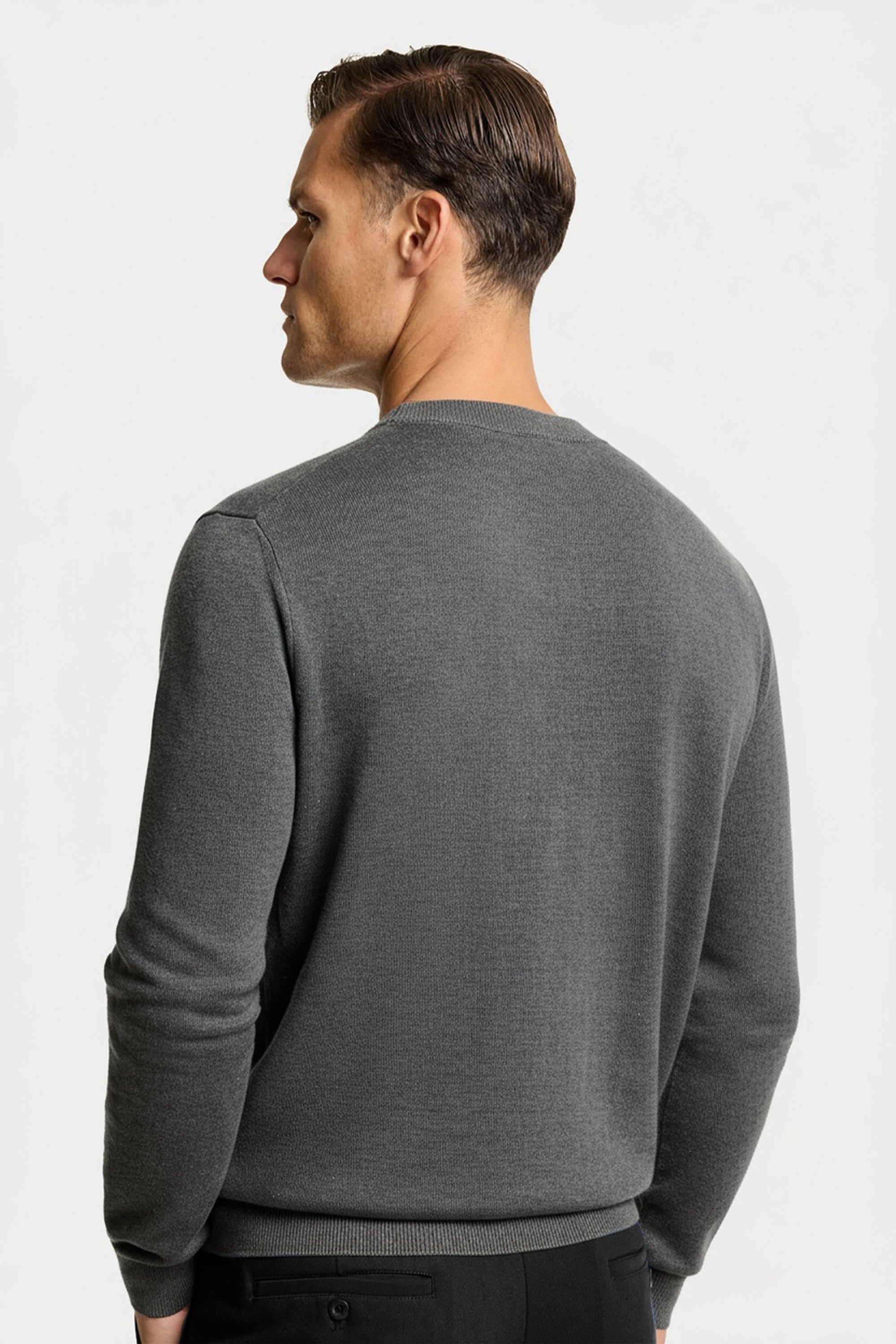 EL SUÉTER DE CUELLO REDONDO SANTONI